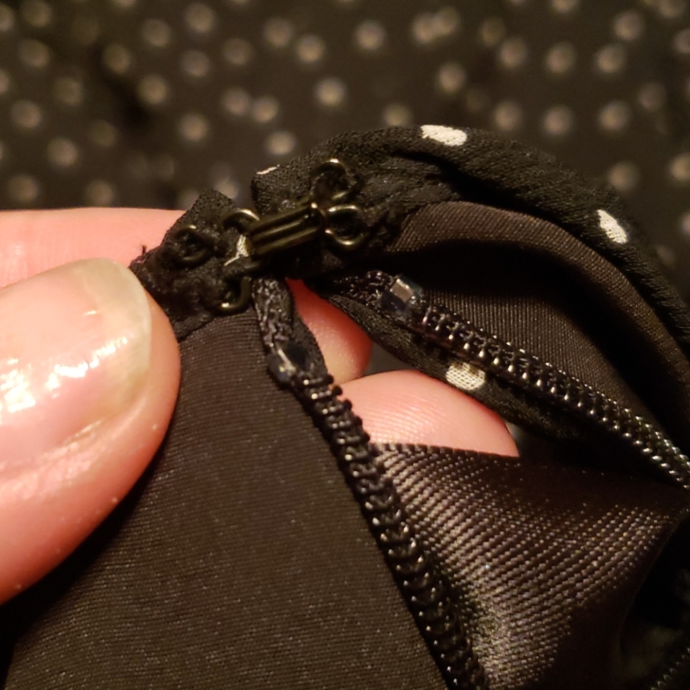 Skirt - Picture 9 of 10